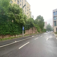 围墙一倒，责任难逃：厂区/园区围墙安全排查，守住管理边界的第一道防线
