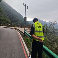 栈道一松动，景区就头疼：木栈道安全评估，守住景区游览的“脚下安全”