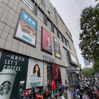 上海户外广告设施安全性检测｜合规年检、结构鉴定、台风隐患排查服务