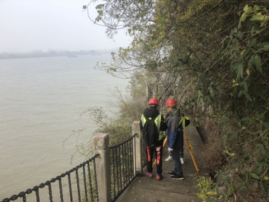 景区玻璃栈道安全性检测方法